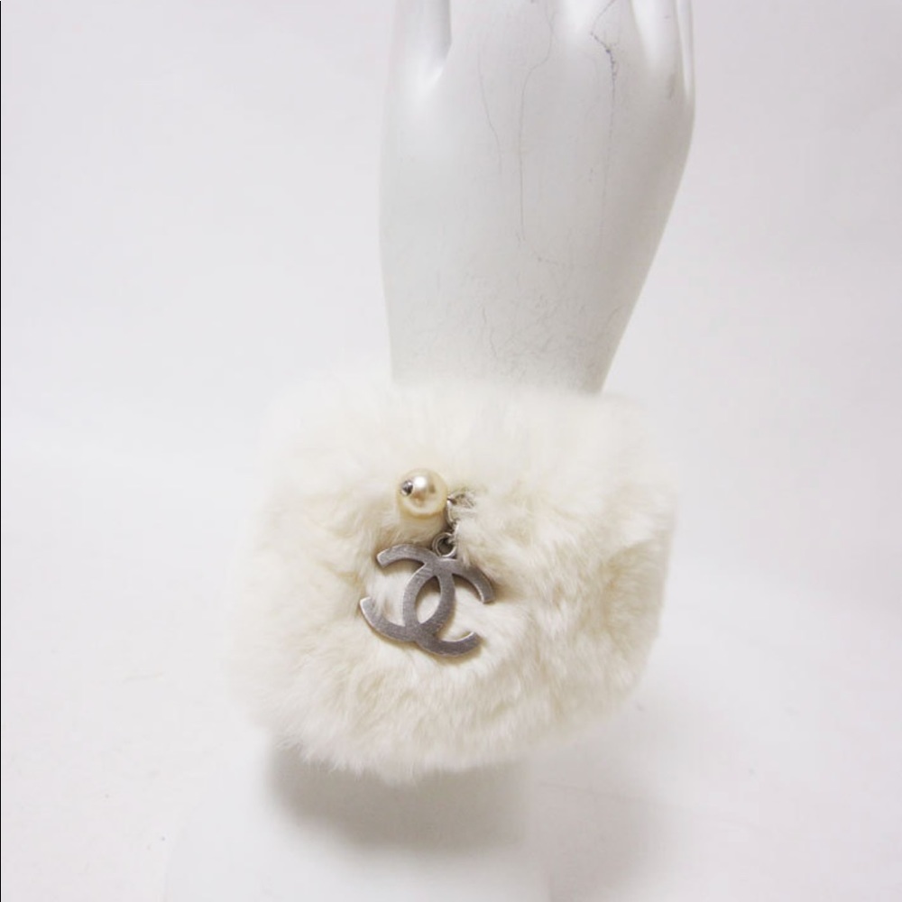 RARE!!! Chanel Rabbit Fur Pearl Charm Bracelet Cuff Bangle